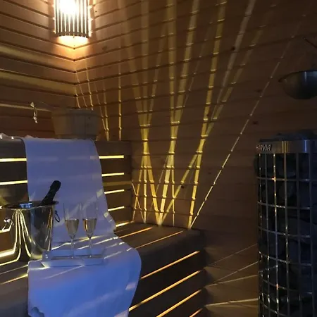 Homoki Wellness Ueduelohaz 別荘 *