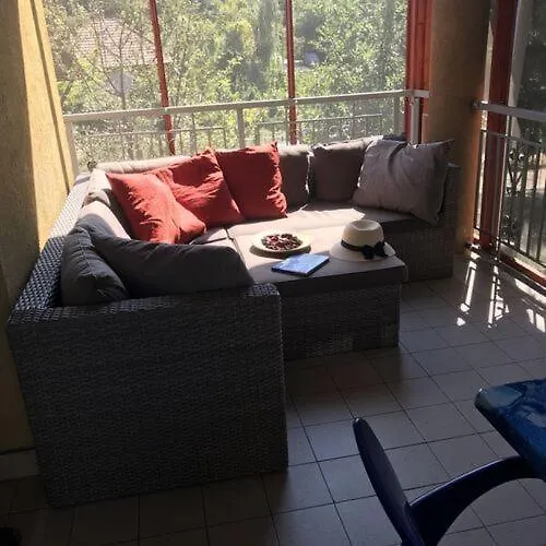 Vakantiehuis Homoki Wellness Ueduelohaz Balatonakarattya